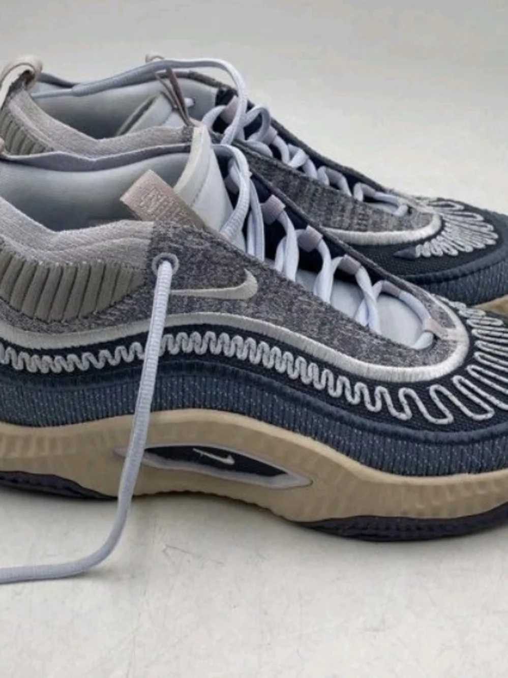 Nike Cosmic Unity 3  Grey Asher Slate Size Women 11.5 FV3526 010